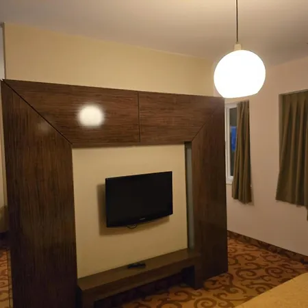 Rin Grand * Bucharest